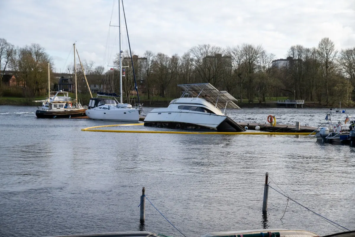 Rendsburg – Feuerwehr nach drohendem Bootsuntergang im Einsatz
