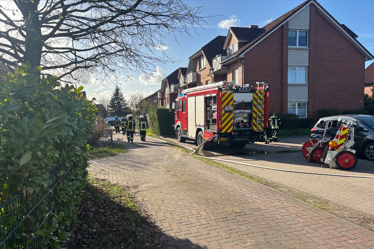 Sittensen – Carportbrand greift auf Schuppen über