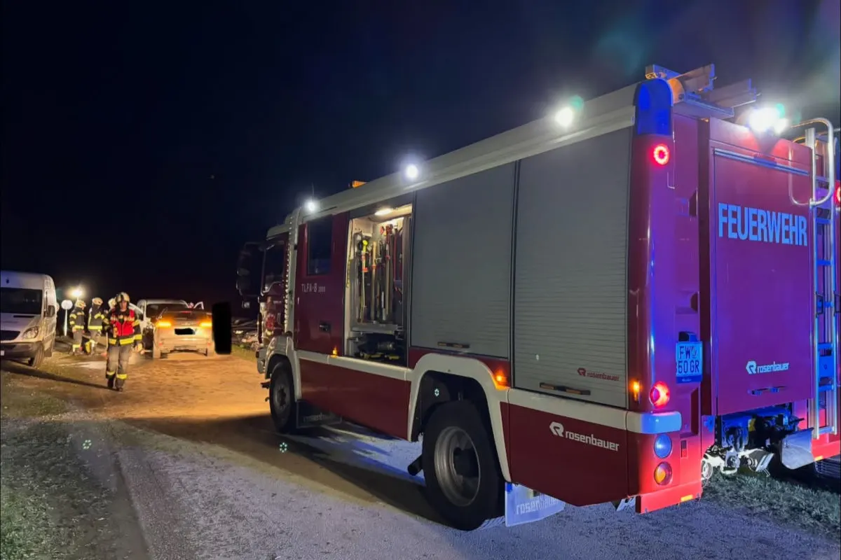 Kallham – Drei verletzte Personen nach Unfall