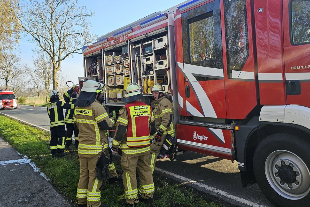 Wangerland – Autofahrer nach Alleinunfall schwer verletzt