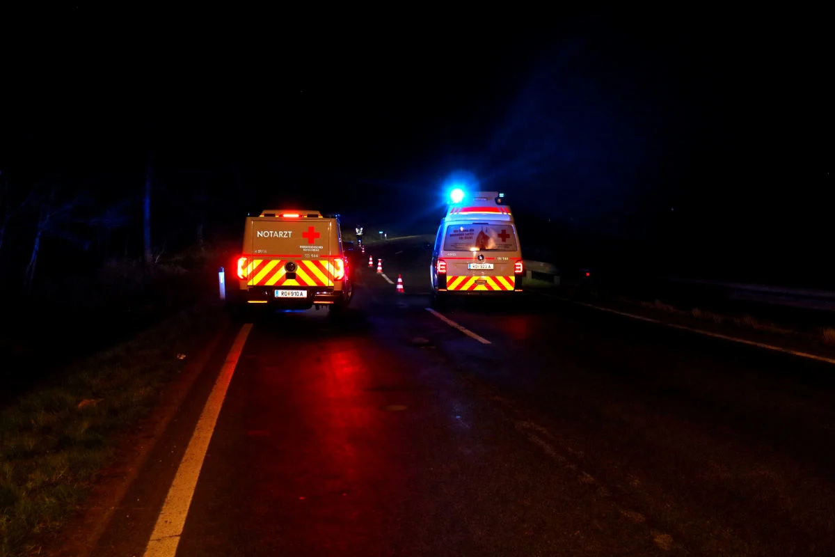 Unfall mit Überschlag in Oepping – 27-Jähriger im Spital