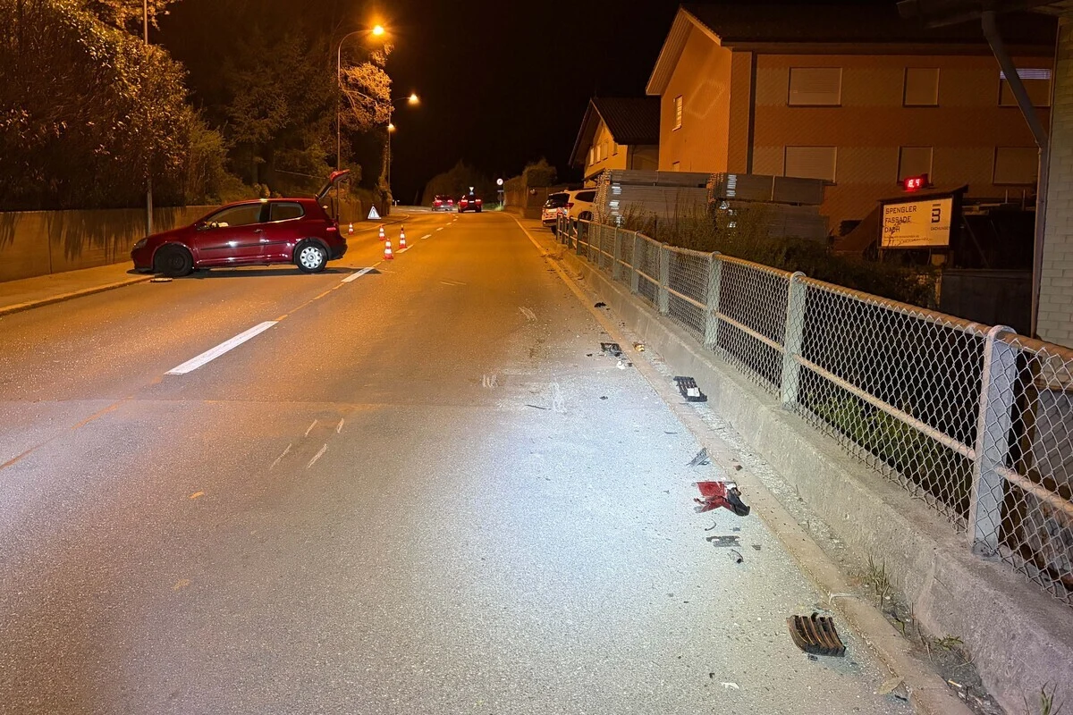 Menzingen ZG – Unfallfahrer alkoholisiert und ohne Führerausweis