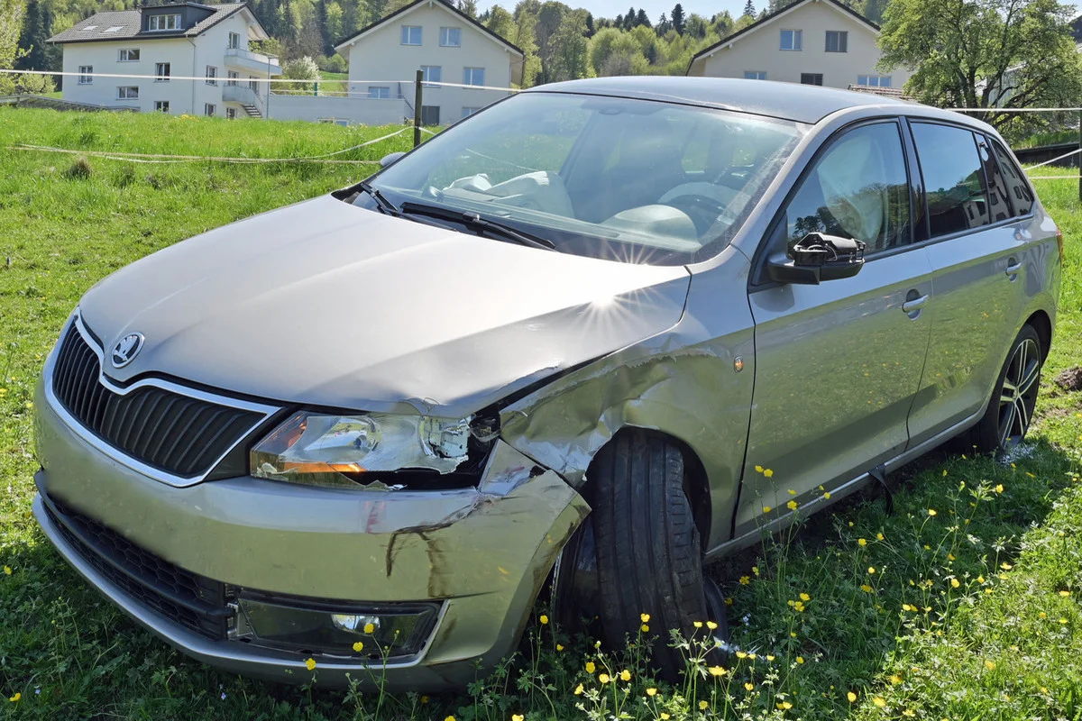 Mauensee LU – Unfall nach Spurwechsel