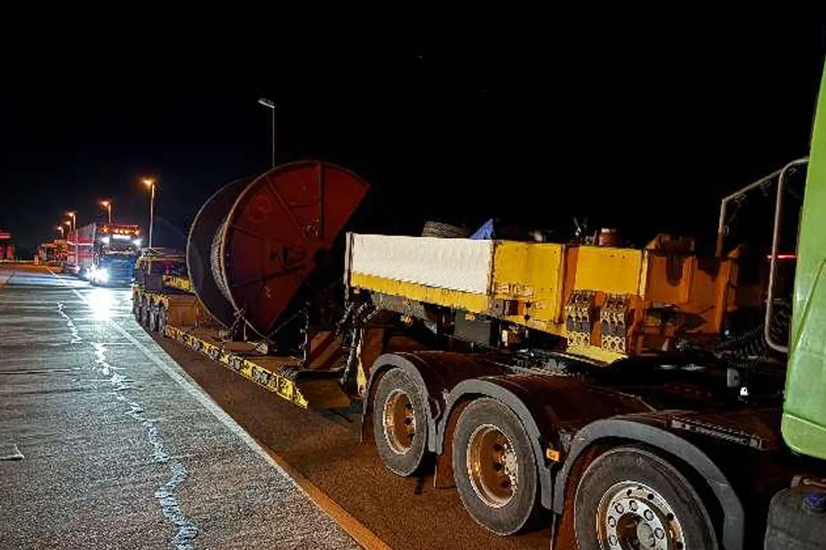 A1 Dammer Berge – Sattelzug mit nahezu 100 Prozent Überladung