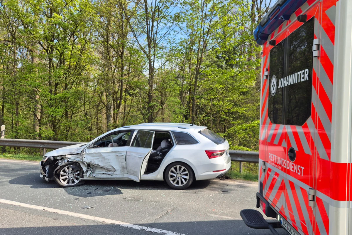 Südheide – Transporter verursacht Unfall im Gegenverkehr