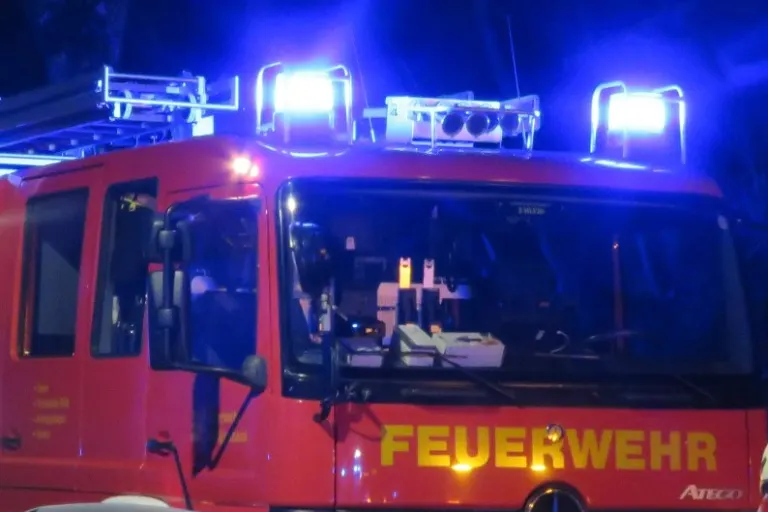 Bern – Auto fängt nach Unfall Feuer