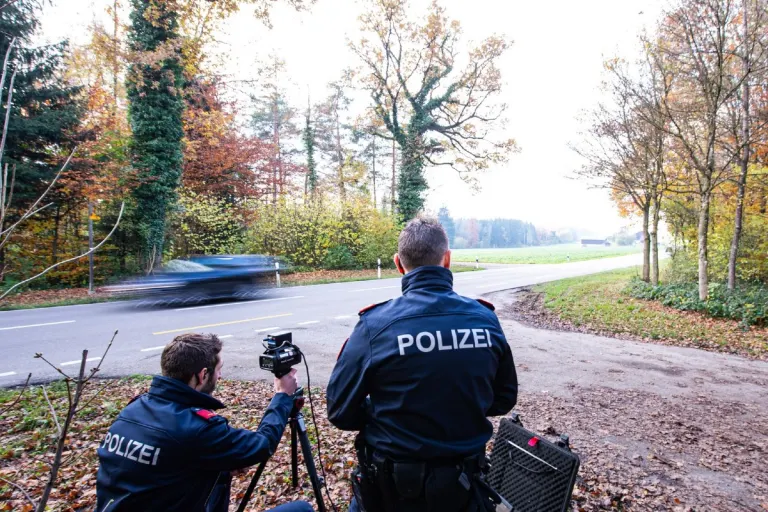 Neftenbach ZH – Raser und Schnellfahrer angehalten