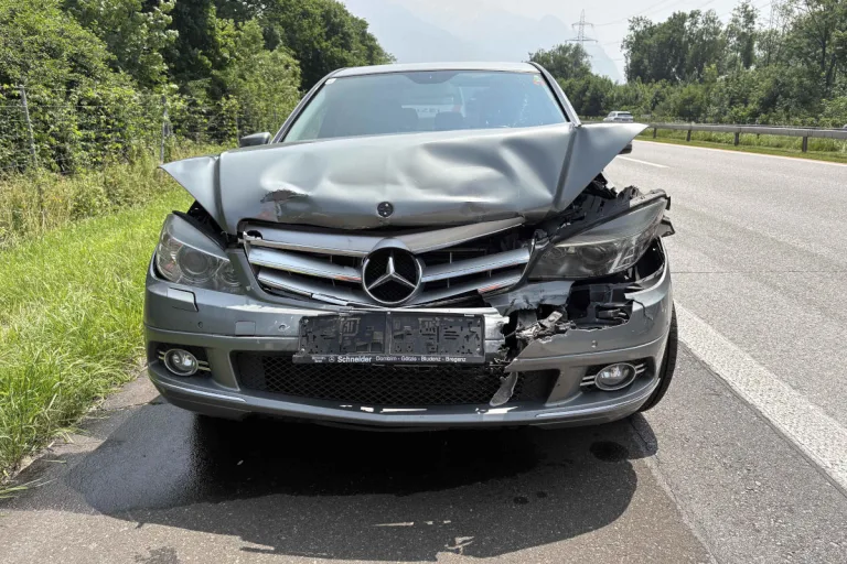 A13 Buchs SG – Mann verursacht Auffahrunfall auf der Autobahn