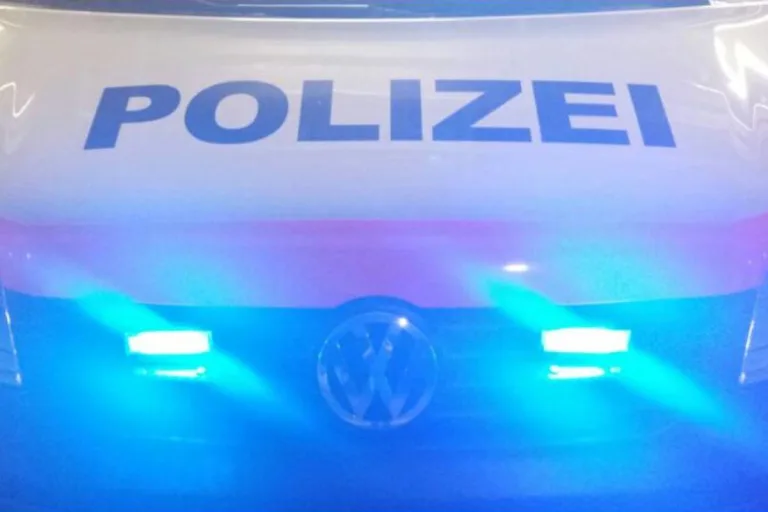 Bern - Polizei während eines Einsatzes attackiert und verletzt 