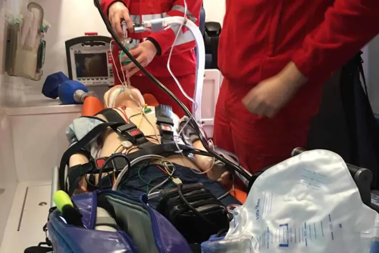 Luftenberg - Motorrad- und Mopedfahrer nach Unfall verletzt