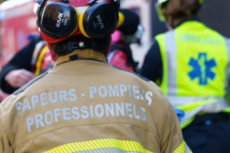 Marin NE – Vollsperrung auf der A5 nach Fahrzeugbrand