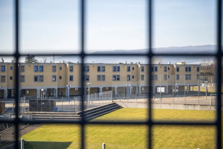 Noch nie so viele Menschen in Schweizer Gefängnissen