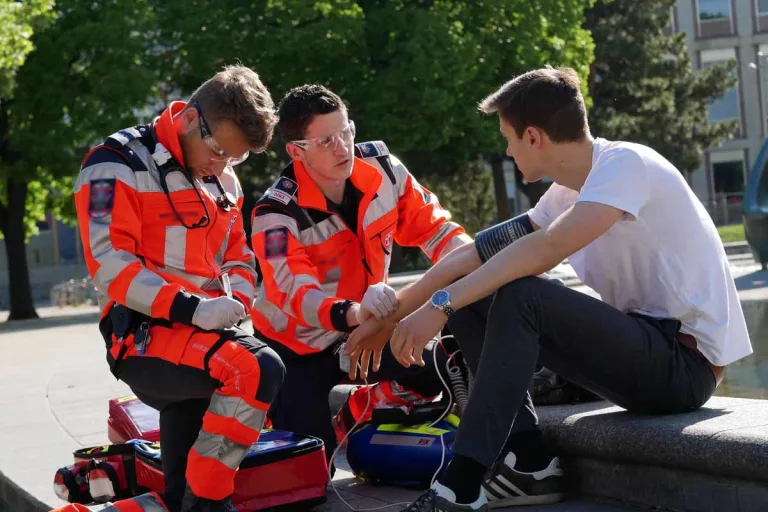 Wien - Mann geht auf ehemaligen Arbeitskollegen los