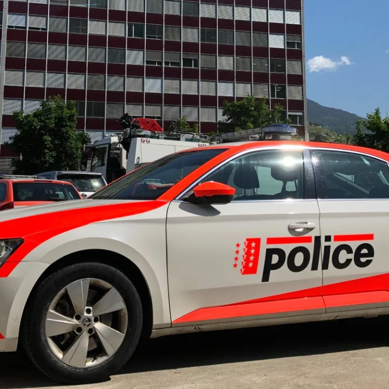 Sitten VS – 17-Jähriger begeht Autodiebstahl