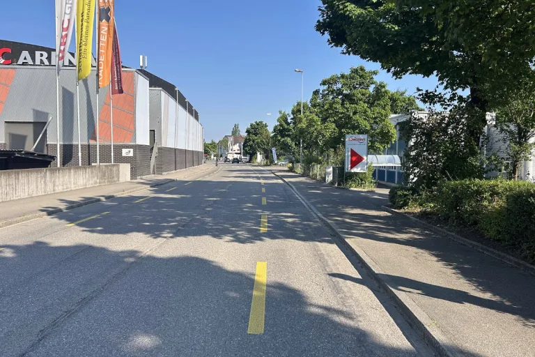 Unfall in Schaffhausen SH – Velofahrerin bei Kollision mit Bus verletzt
