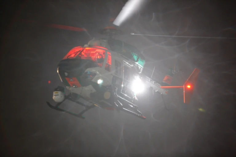 Schnifis - Wanderer mit Hubschrauber gerettet 