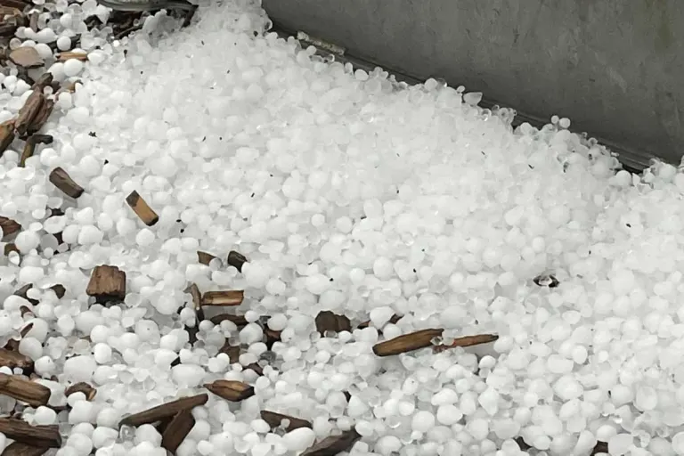 Unwetter im Kanton Bern - Seit 16.45 Uhr über 300 Meldungen