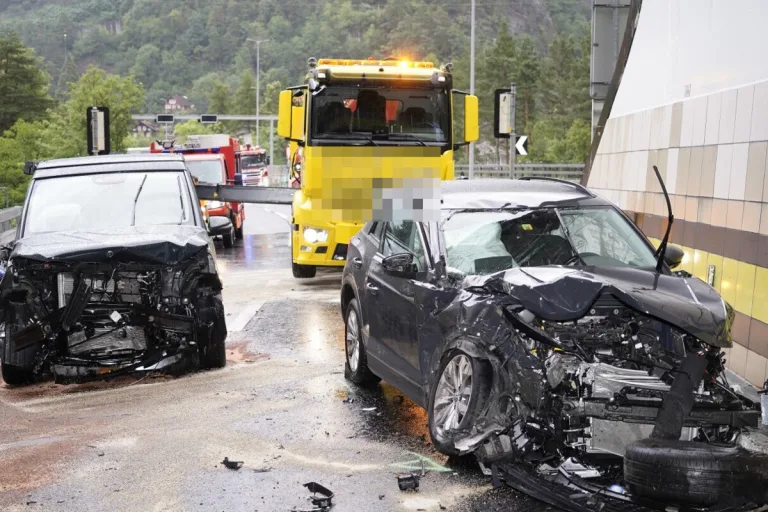 Silenen UR - Geisterfahrer versucht nach Unfall zu flüchten 