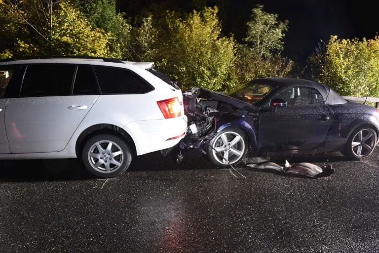 Malters LU -  Rund 25'000 Franken Sachschaden nach Unfall 