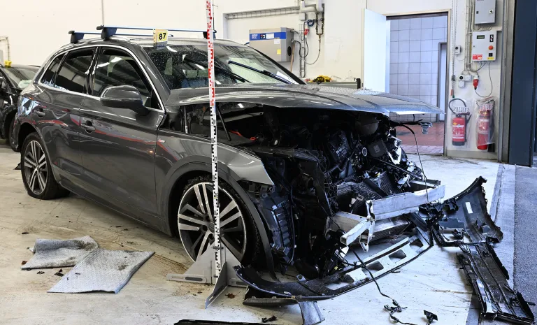 Münchenstein BL – Unfall nach Einbruch und Flucht vor Polizei
