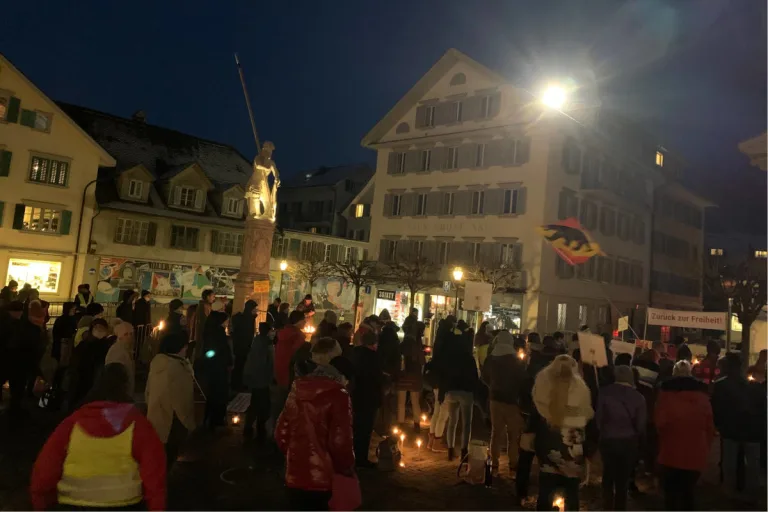 Stans NW – Bewilligte Kundgebung verlief ohne Zwischenfälle