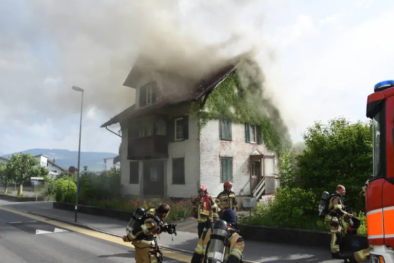 Rapperswil-Jona SG – Brand eines Einfamilienhauses