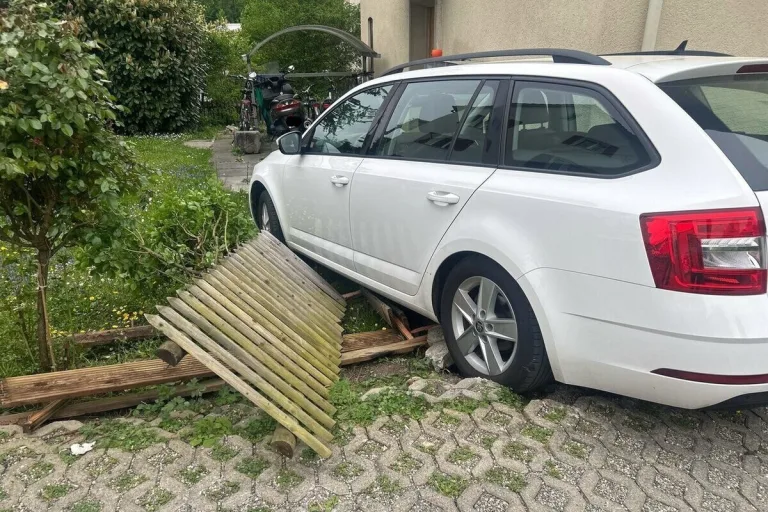 Unfall in Schaffhausen – Gas mit Bremse verwechselt 