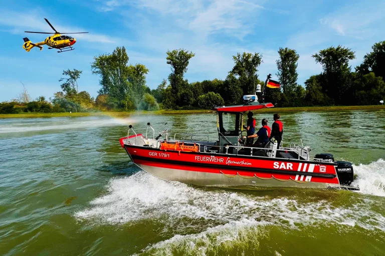 Germersheim RP – Rettungseinsatz im Hafen