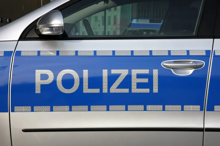 Bottrop - Bewusstlose Jugendliche beraubt
