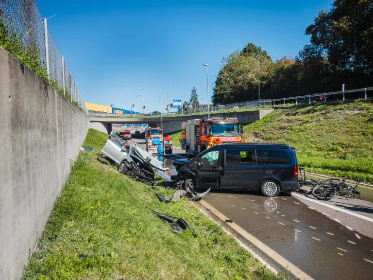 St.Gallen – Schwerer Unfall fordert vier Verletzte