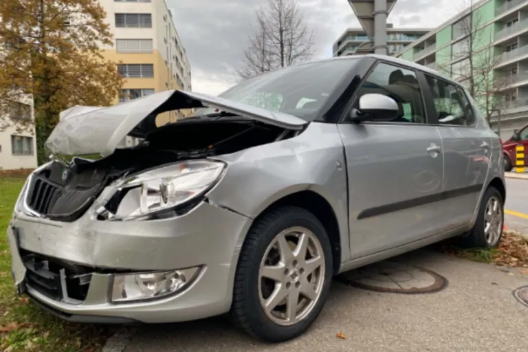 Zug - Betrunken Unfall verursacht 