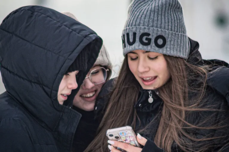 Frankfurt (Oder) – Schüler von Gruppe geschlagen und getreten