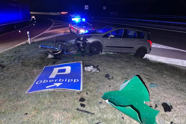 Oberbipp SO - Kontrolle über Auto verloren und Totalschaden verursacht