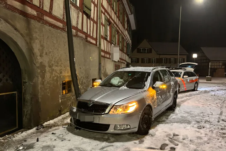 Kreuzlingen TG – Nach Selbstunfall Auto stehen gelassen