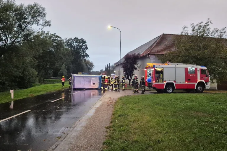 Mitterkirchen – Kurioser Unfall nach Blitzeinschlag