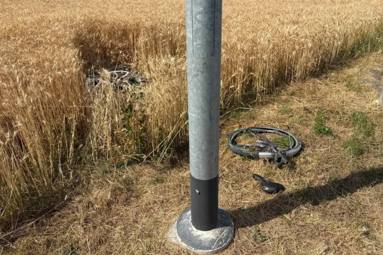 Landschlacht TG – E-Biker (87) bei Unfall schwer verletzt