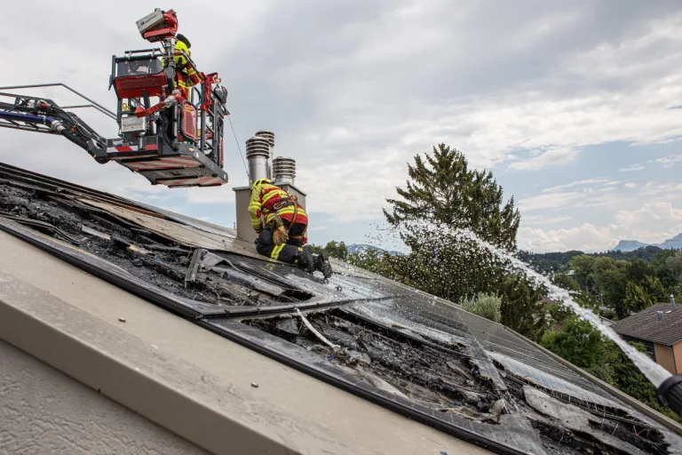 Brand Photovoltaik-Anlage Bellerivematte Luzern