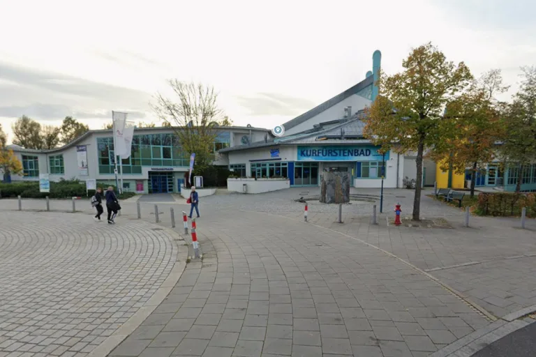 Amberg BY – Festnahme nach Missbrauch von 7-jährigem Kind in Hallenbad