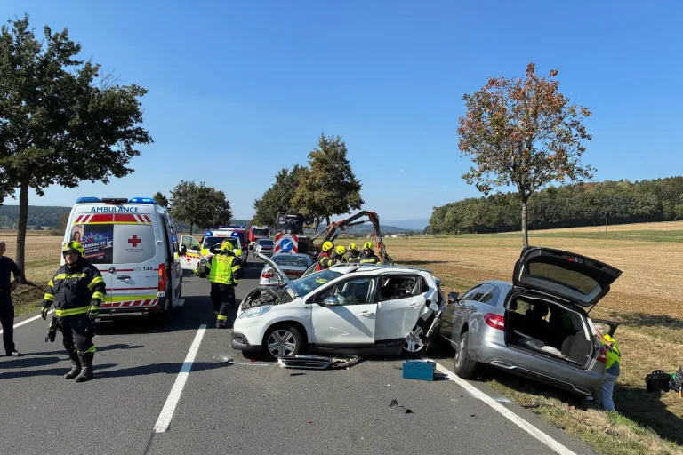Riedlingsdorf – Schwerer Unfall mit drei Pkw auf B63