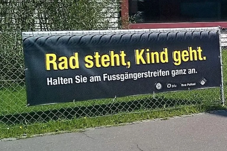 Kanton Glarus - Obacht geben für Schulkinder - Schulbeginn steht bevor