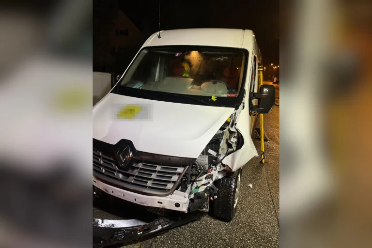 Langendorf SO – Automobilistin nach Kollision mit Kandelaber verletzt
