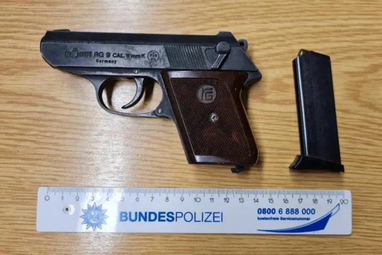 Gelsenkirchen - Jugendliche mit Waffen im Hauptbahnhof