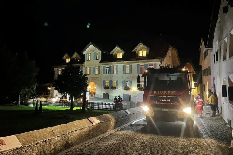 Guarda GR - Kaminbrand in einem Hotel 