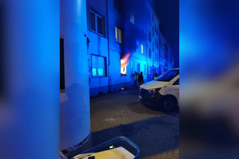 Dortmund – Zwei Wohnungen nach Feuer unbewohnbar