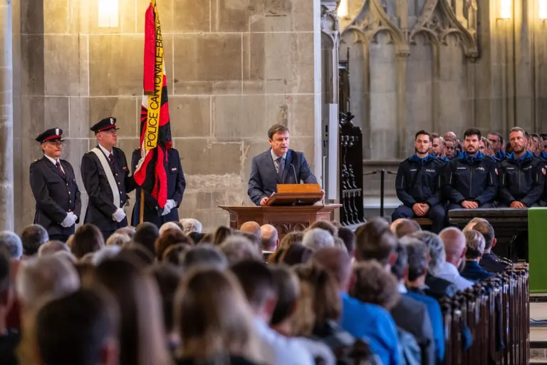 Kanton Bern - Vereidigung von 91 Korpsangehörigen in feierlichem Rahmen 