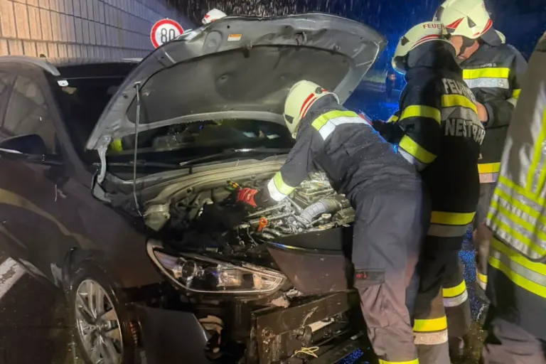 Laßnitzthal – 23-Jährige bei Unfall auf A2 verletzt