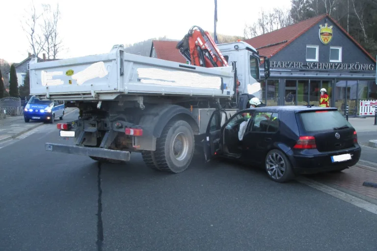 Goslar - Eine verletzte Person nach Verkehrsunfall