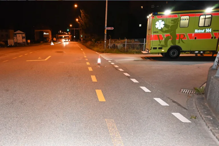 Gossau SG - Unfall zwischen zwei Velos und Auto