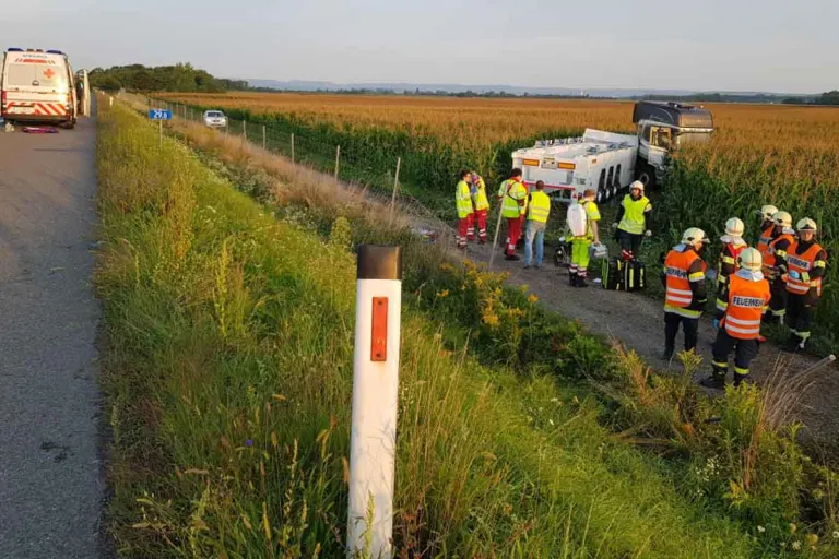 Grafenwörth - LKW-Fahrer nach Unfall reanimiert