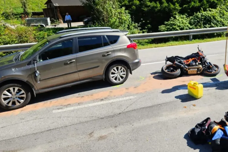 Göstling an der Ybbs NÖ – Zwei Schwerverletzte bei Unfall mit Motorrad